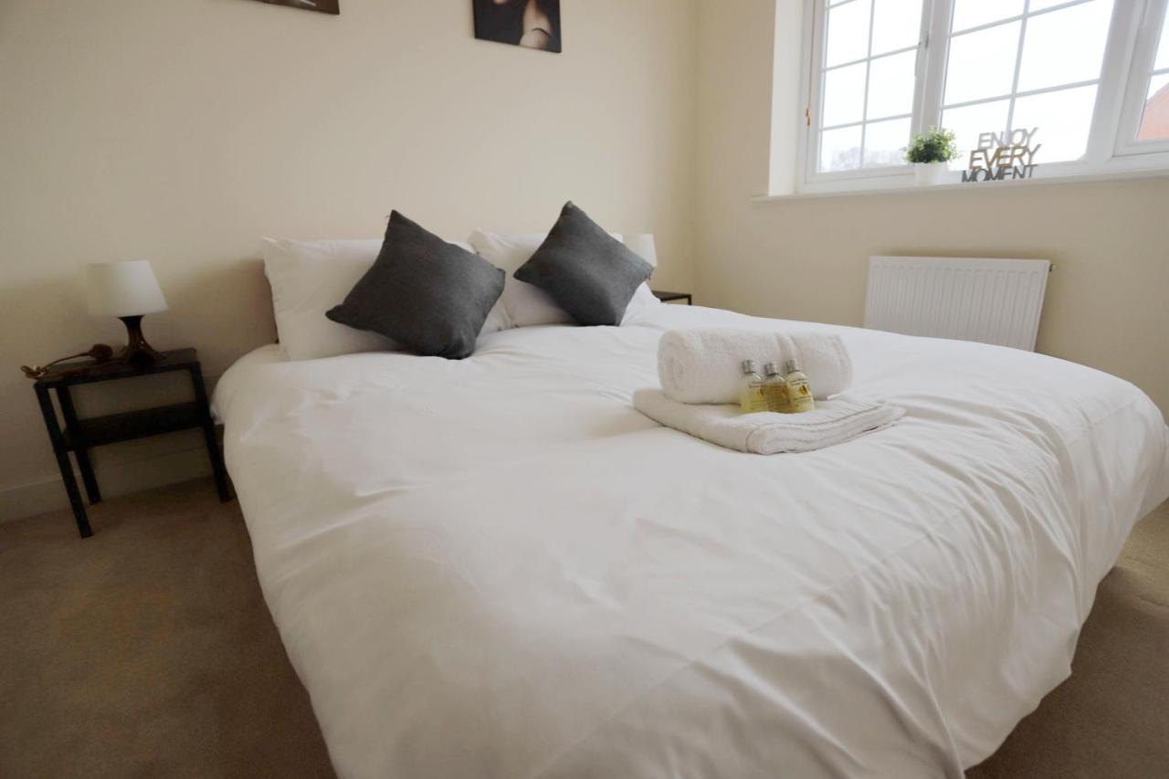 Easytravel Luxury Nec/Airport 3 Beds House Διαμέρισμα Μπέρμιγχαμ Εξωτερικό φωτογραφία