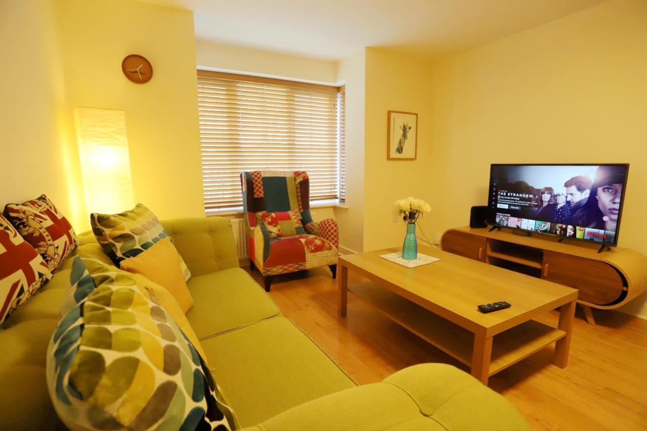 Easytravel Luxury Nec/Airport 3 Beds House Διαμέρισμα Μπέρμιγχαμ Εξωτερικό φωτογραφία