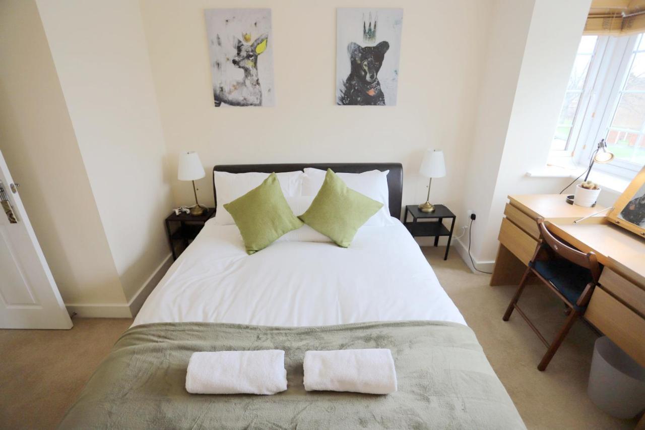 Easytravel Luxury Nec/Airport 3 Beds House Διαμέρισμα Μπέρμιγχαμ Εξωτερικό φωτογραφία
